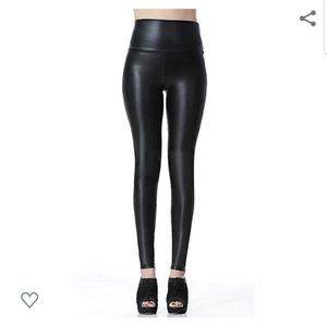 Everbellus | Faux Leather High Waisted Leggings